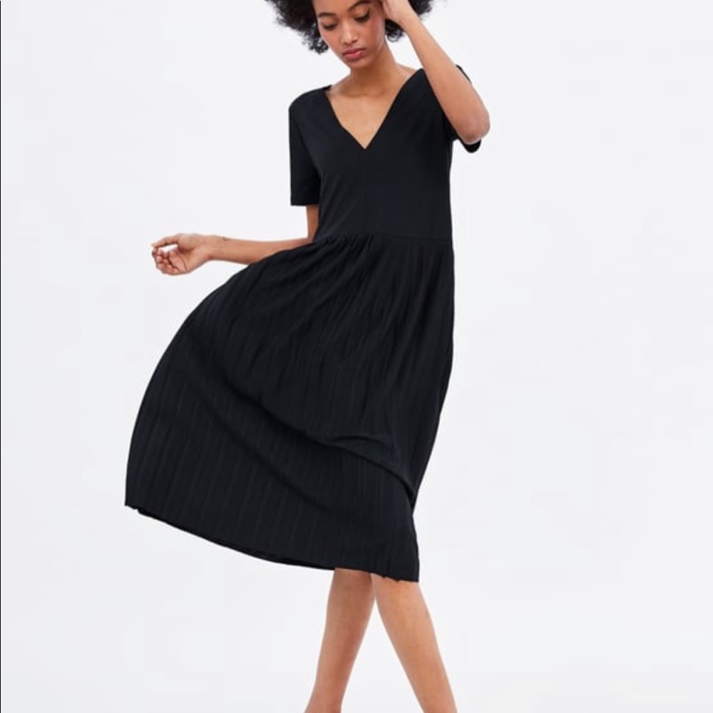 NWT ZARA Pleated Dress